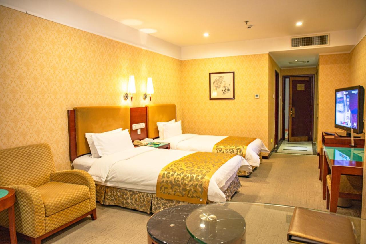Uiles Hotel Хоххот Екстериор снимка