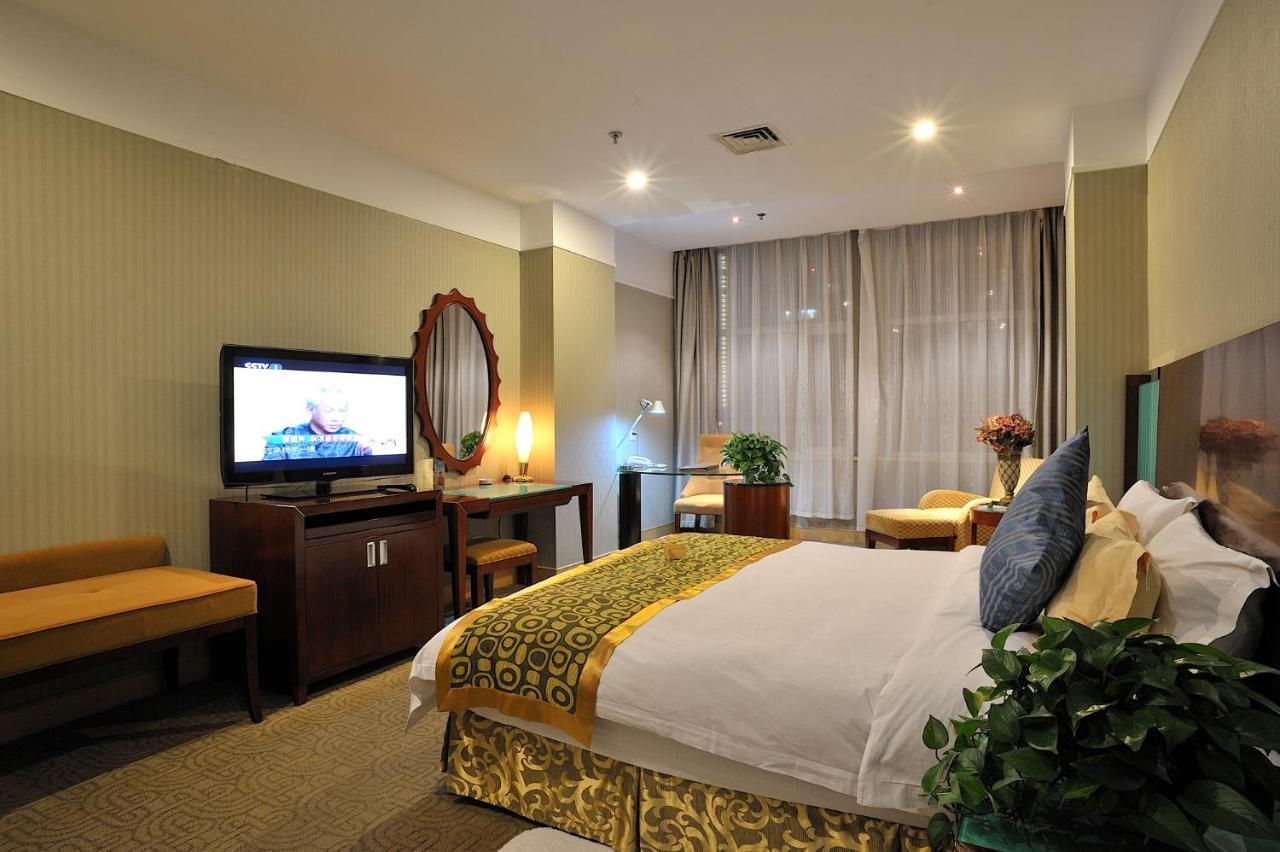 Uiles Hotel Хоххот Екстериор снимка