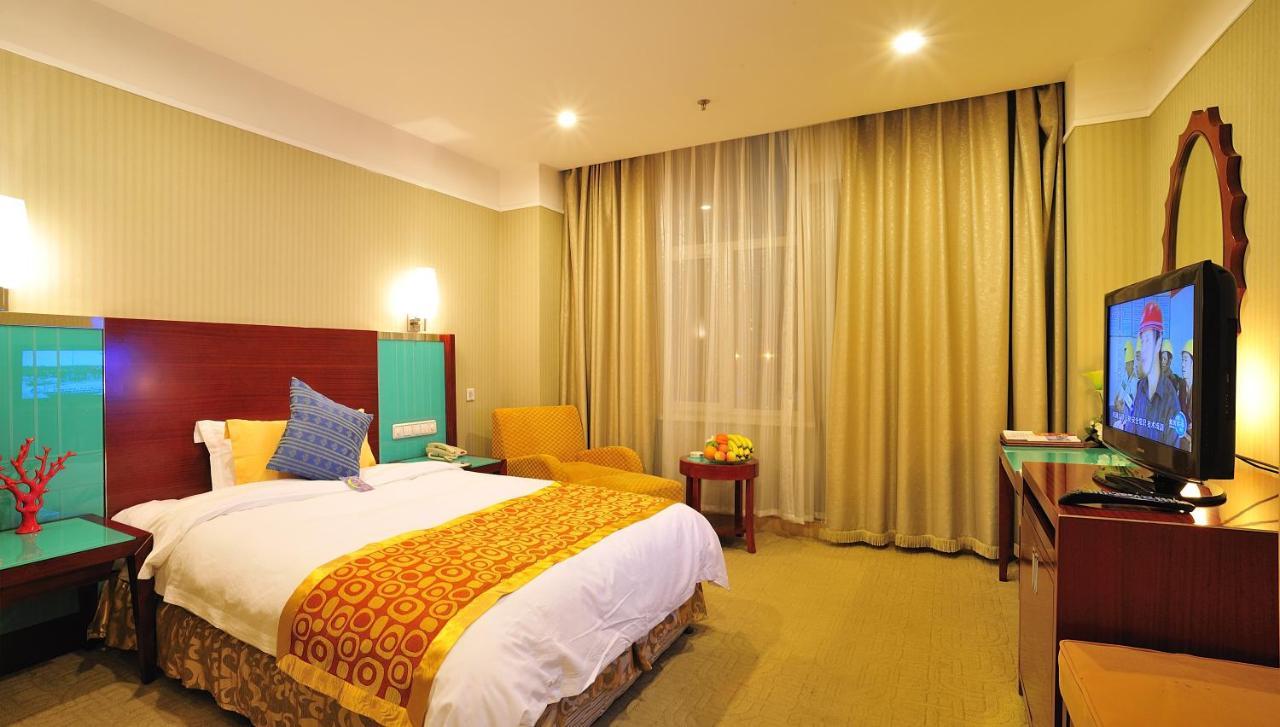 Uiles Hotel Хоххот Екстериор снимка