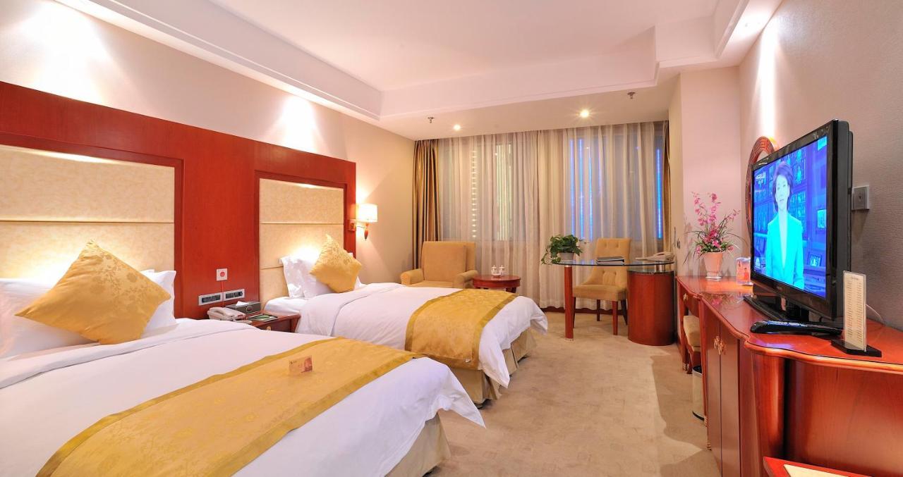 Uiles Hotel Хоххот Екстериор снимка