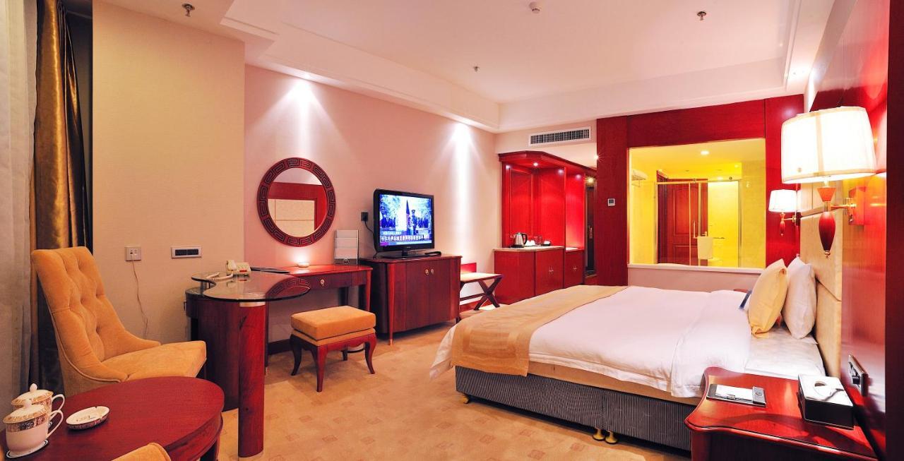 Uiles Hotel Хоххот Екстериор снимка