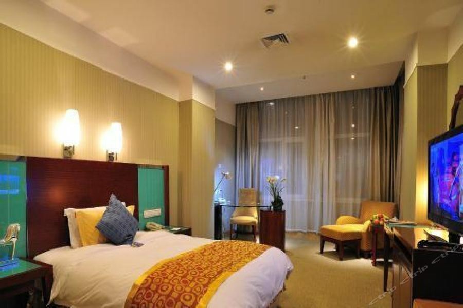 Uiles Hotel Хоххот Екстериор снимка